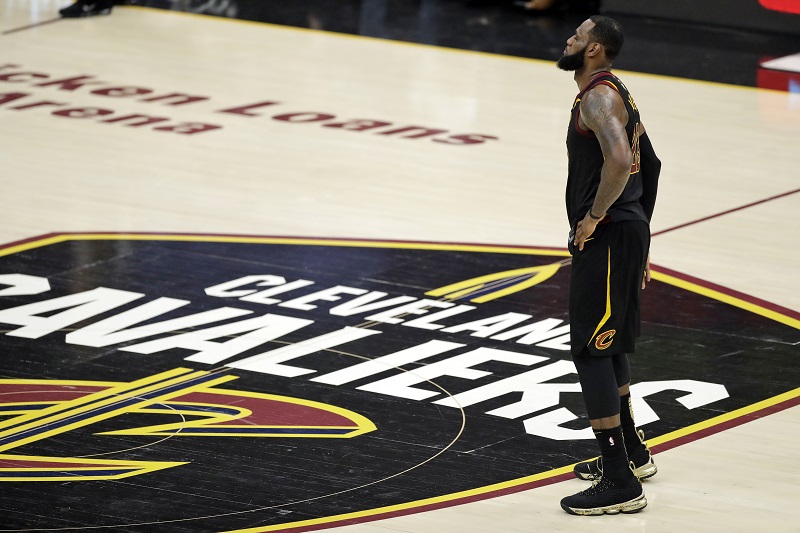 Леброн Џејмс постао слободан агент